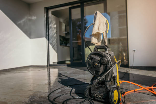 Best Pool Deck Cleaning  in Carrollton, TX